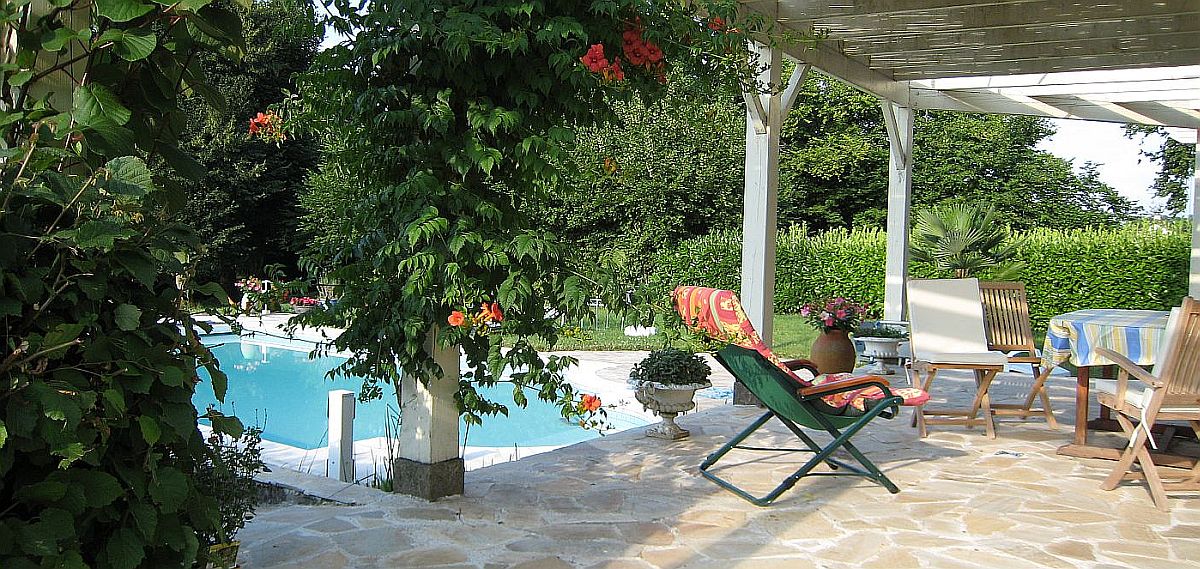 gite limoges avec piscine bio chauffée solaire